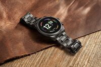 Fossil Gen 6 Smartwatch with AMOLED screen, Snapdragon 4100+ Wear platform, Wear OS by Google Fossil Gen 6 Smartwatch with AMOLED screen, Snapdragon 4100+ Wear platform, Wear OS by Google